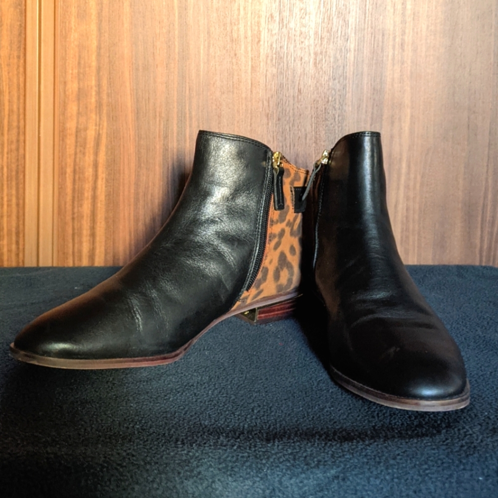 Black and Leopard Ankle Boots Sz 9